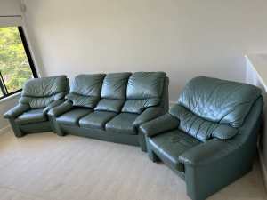 Free - Leather Lounge Suite