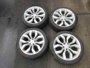 5x114.3 Hyundai Veloster I30 Elantra 18 Inch Rims Good Tyres