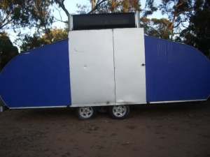 enclosed car trailer tandem 18x8