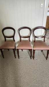 6 x Handmade dinning chairs. Solid mahogany, made by a local craftsman