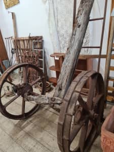 Antique Tractor Farm machinery Wagon Wheels Axle Rustic Garden decor