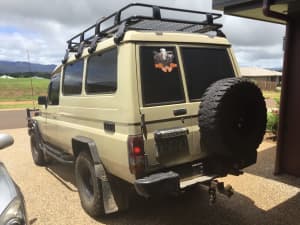 Hj75 troopy11 seater