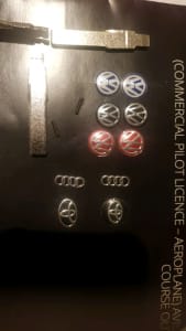 Key logo vw audi Toyota plate screw