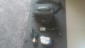 Sony mini Dvd video camera in good condition with accessories