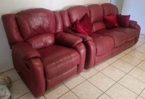 ⛔️RED LEATHER LOUNGE SUITE⛔️ 