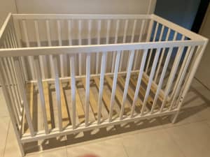 Babies cot with mattress
