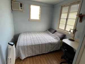 City Share house double bed is available soon