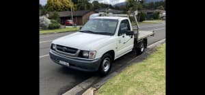 2004 Toyota Hilux workmate