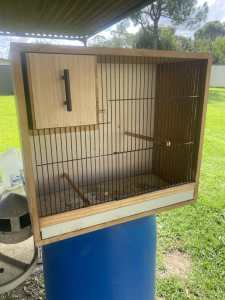 1x bird breeding cabinet $25 only