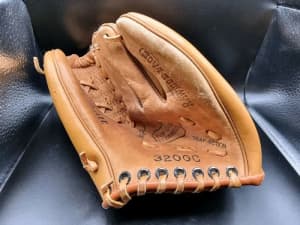 Custom Built Baseball Glove (63969)