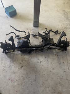 R33 skyline front subframe and steering 