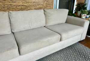 3 seater Couch