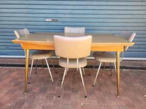 Retro Vintage 60/70s 5 Piece Dining Set With Extendable Table