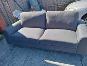 3 seater couch 