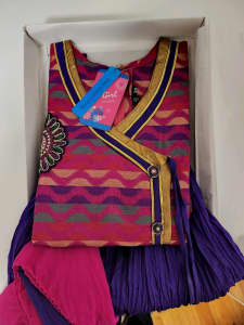 Girls Indian Outfit - size 30 NEW with tags