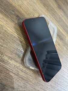 iPhone 13 Red 128GB 5G, ONLY 6 WEEKS OLD!