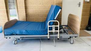 Hospital bed electric adjustable king single / free delivery 