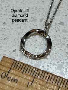 Diamond pendant Oprah gift diamond pendant 0.033ct NATURAL Argyle