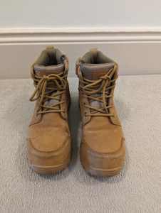 🔥 FOR SALE: Rossi Steelcap Work Boots - Size 8 (EU 39)🔥