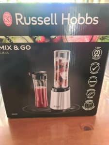 Russell Hobbs Mix & Go blender smoothies 