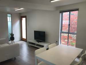 1 bed Unit for rent Box Hill Vic