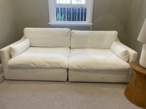 White nic scali lounge
