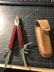 Multi tool with pouches