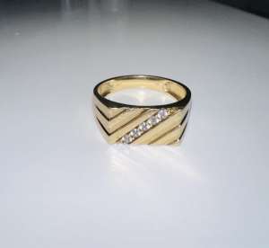 Gold Ring - 9 Carats - Size X