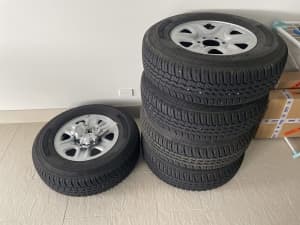 Toyota Landcruiser 300 Series GX steel rims and tyres