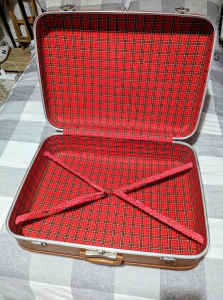 Vintage BonVoyage Suitcase