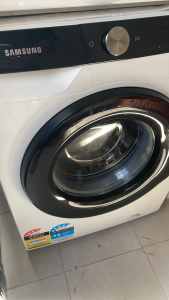 SAMSUNG 8.5kg AddWash Front Load Smart Washer with Steam Wash Cycle