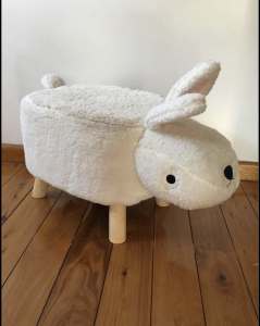 Kids wooly rabbit seat