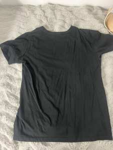 All black plain t shirt