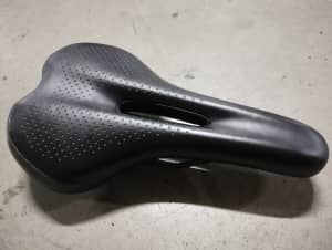 Bicycle saddle sport style for sale