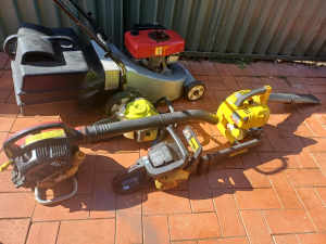 Garden power tools
Honda lawn mowers need pull cord and service or goo