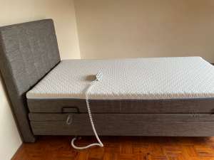 Electric King Single bed. Aspire ComfiMotion Care brand. As new cond