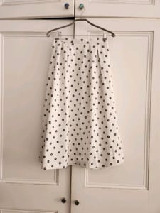 LK Bennett London (K Middleton)$430 white/black spot midi skirt,10,VGC