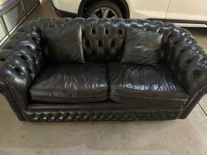 Chesterfield sofa Black colour