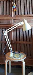 Lamp, Lucci, Great Condition, New Bulb.