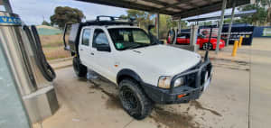 2004 ford courier
