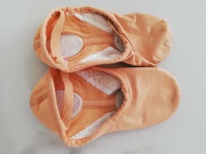 Leather and Fabric Ballet shoes Split sole AUsize10 (17.5cm)