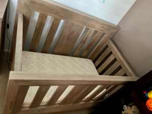 Baby Bunting - Ash Cot & Changing Table