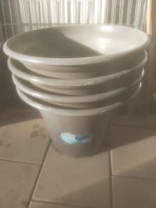 Pots - Various types and sizes - 16 in total