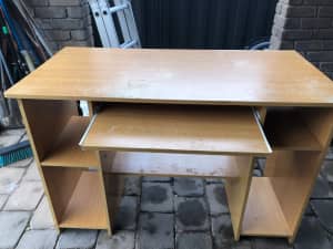 Wood computer desk
