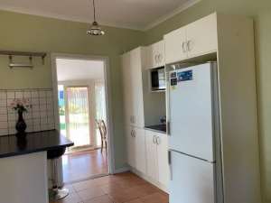 Large Room Near Marion Shopping Centre to Let