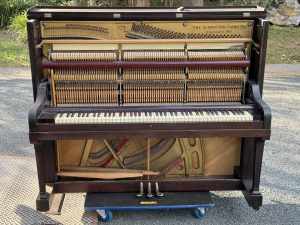 🎹 PIANO / “Remington” made in USA 🇺🇸 - free Delivery 🚚