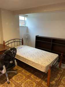 large room for Rent