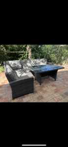 Outdoor dining / lounge set