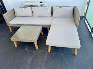 Spacious 3 Seater Outdoor Seating