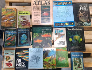 Collection of books Dictionary of tropical fishes 
